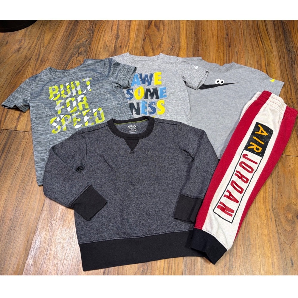 Nike Jordan Boys 4/5 5pc Clothing Bundle Tees Joggers Sweatshirt